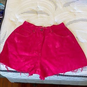 VINTAGE HOT PINK MOM SHORTS